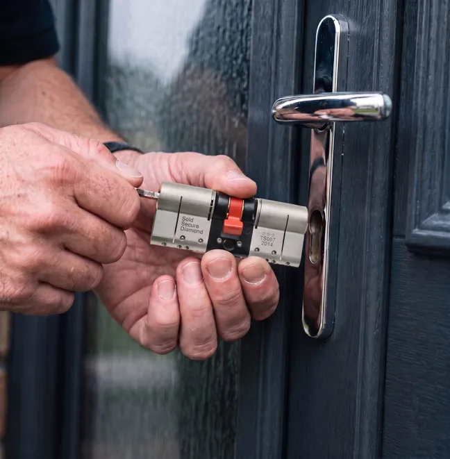 Locked out right now? Call us — lines open 8am–midnight, every day.